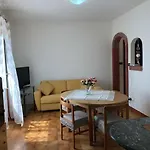 Gala *